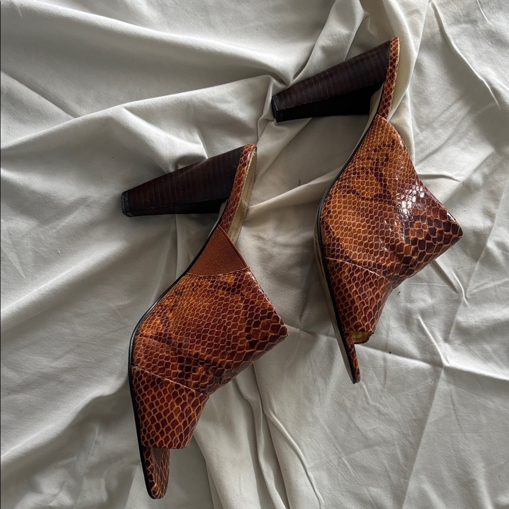 Enzo Angiolini Snake Pattern Mules - Picture 8 of 9